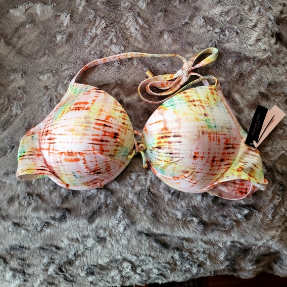 Victoria's Secret Pushup Bikini Top - Picture 2 of 5
